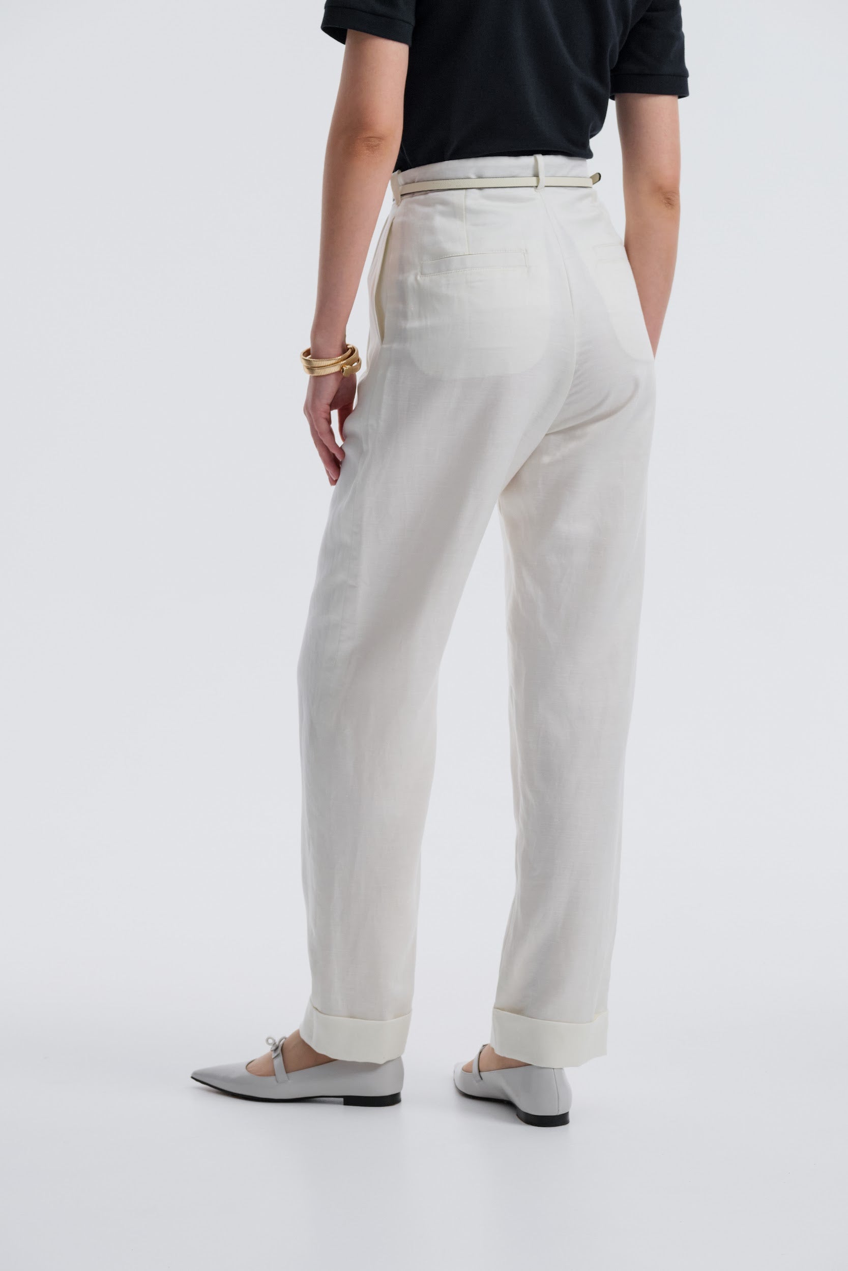 Heathrow Club Tailored Pants